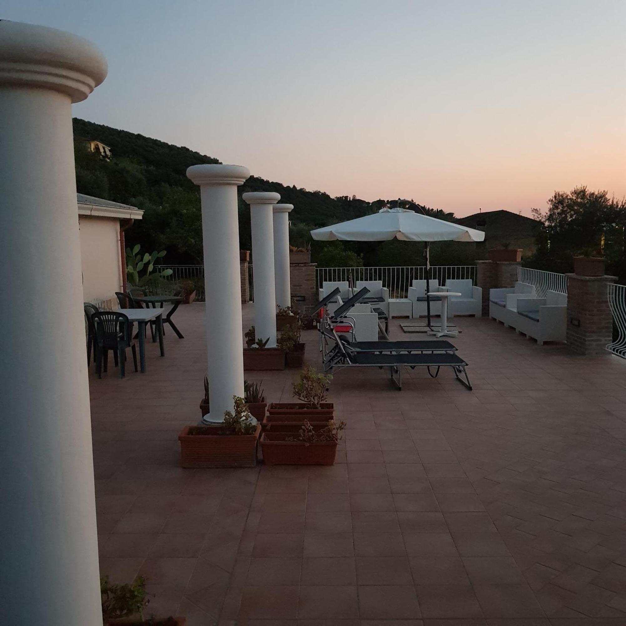 Villa Capri Fondi Exterior photo